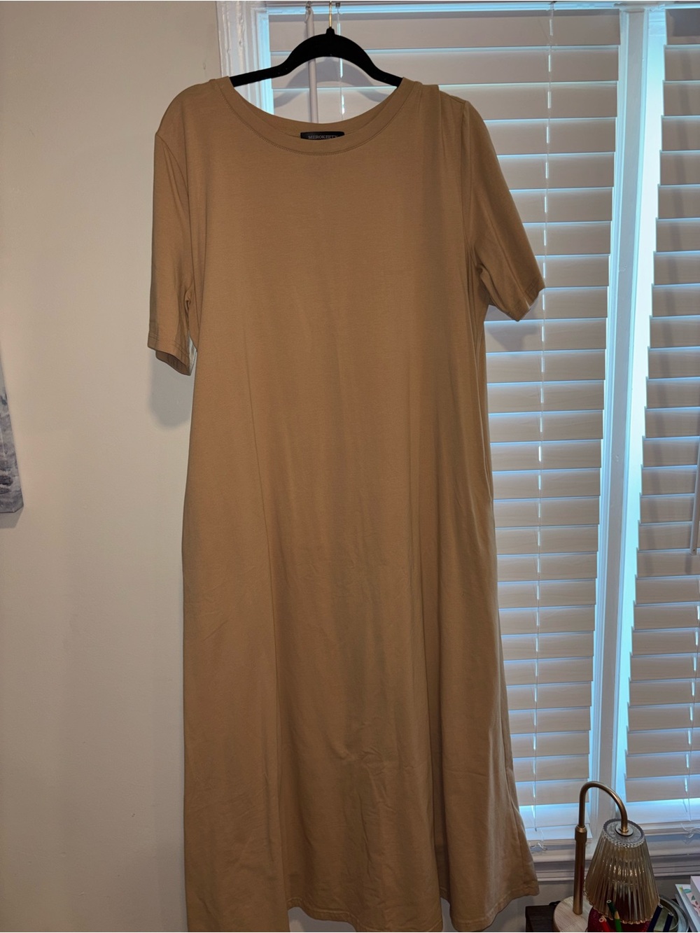 Beige Short-Sleeve Midi Dress - Casual Women's Dress